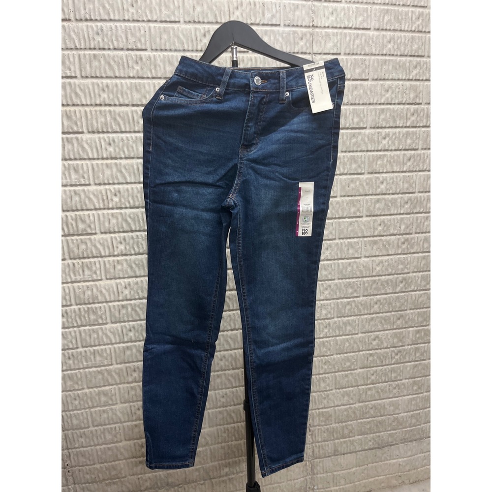 No Boundaries High Rise Skinny Jeans Dark Wash Stretch Denim NB341000129 Size 0